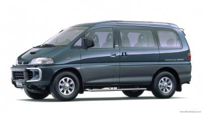 Mitsubishi Space Gear 2.4i (1995)