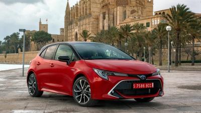 Toyota Corolla E210 Hatchback 2.0 Hybrid (2019)