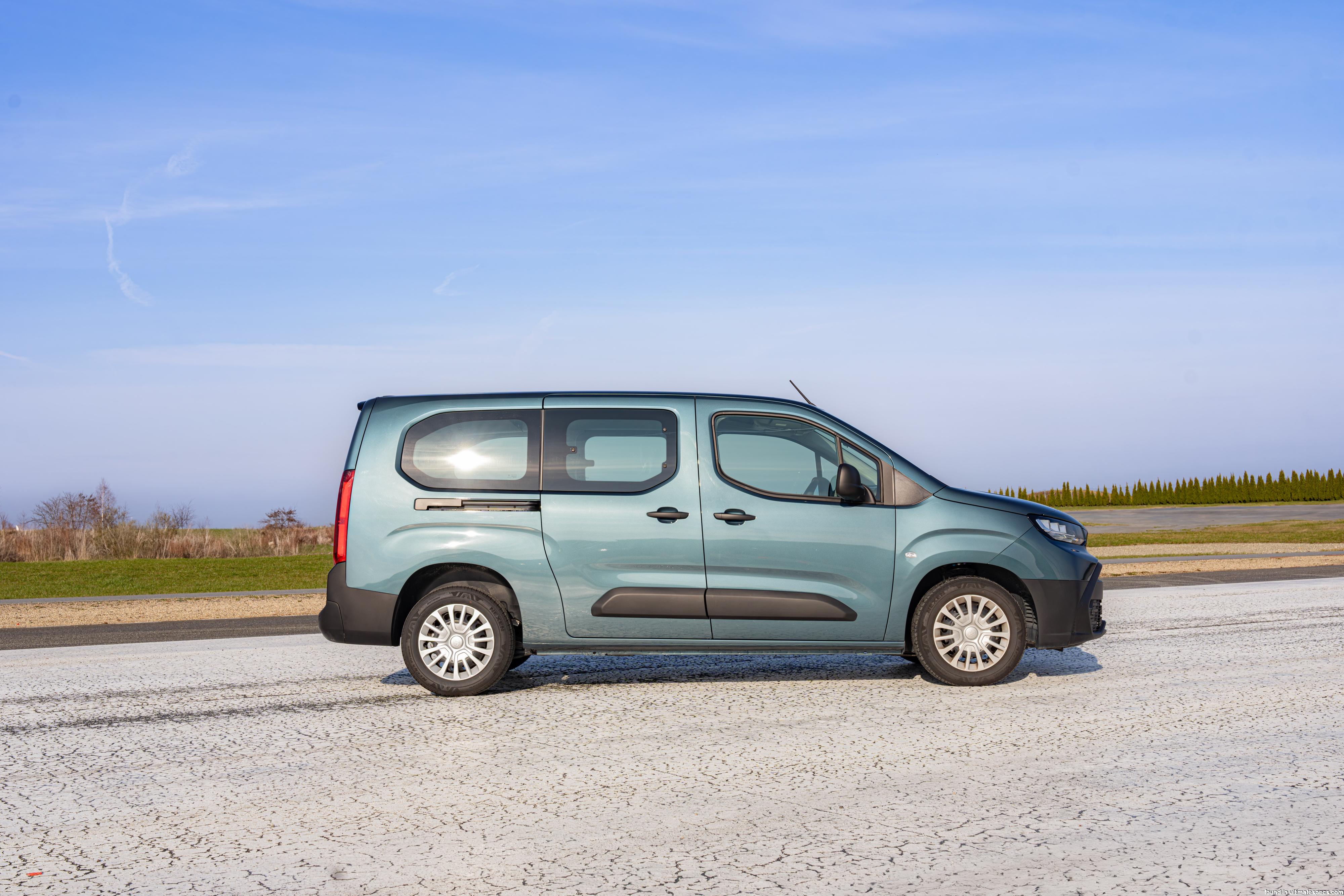 Toyota Proace City 2024 Verso L2