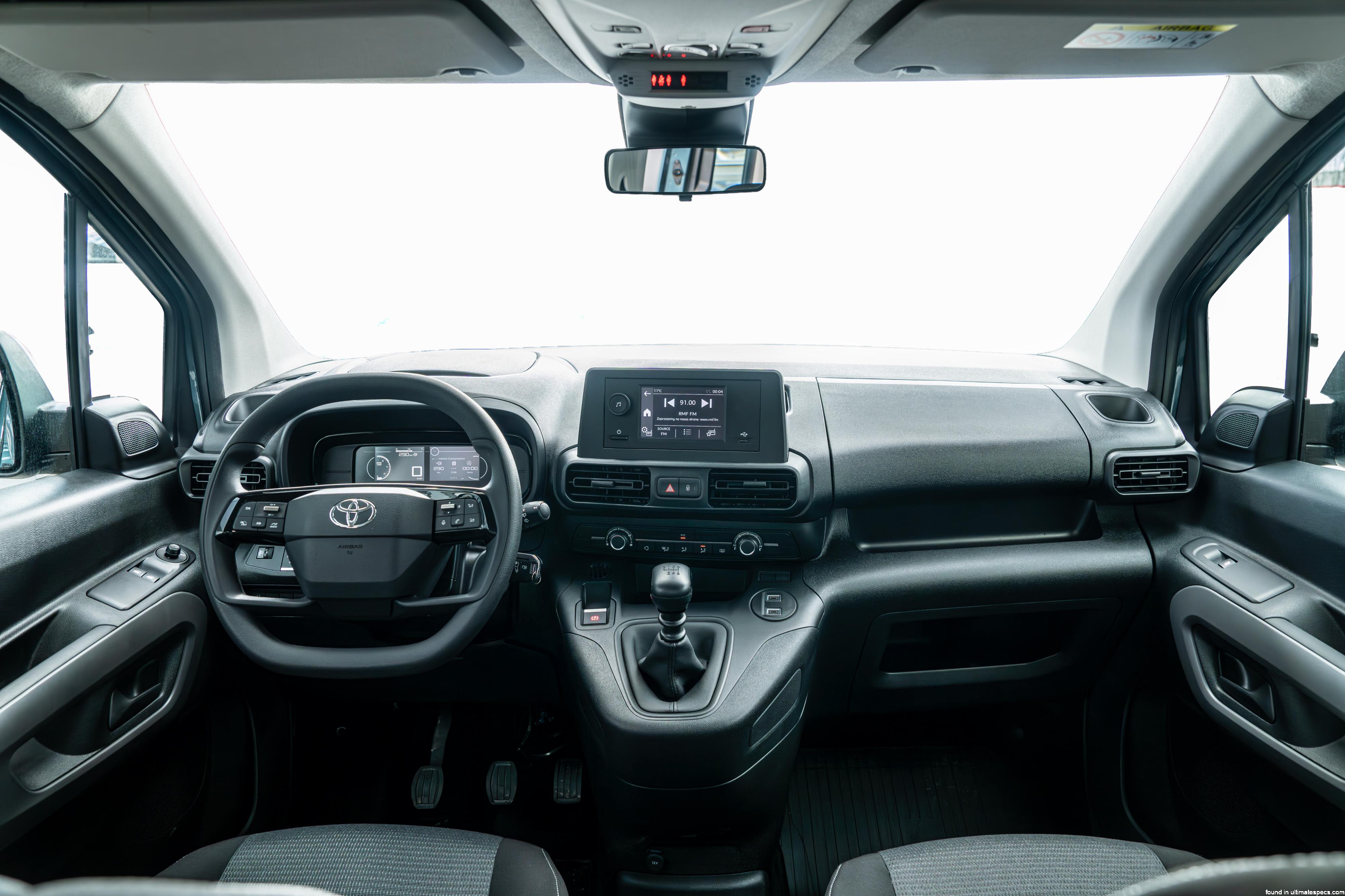 Toyota Proace City 2024 Verso L2