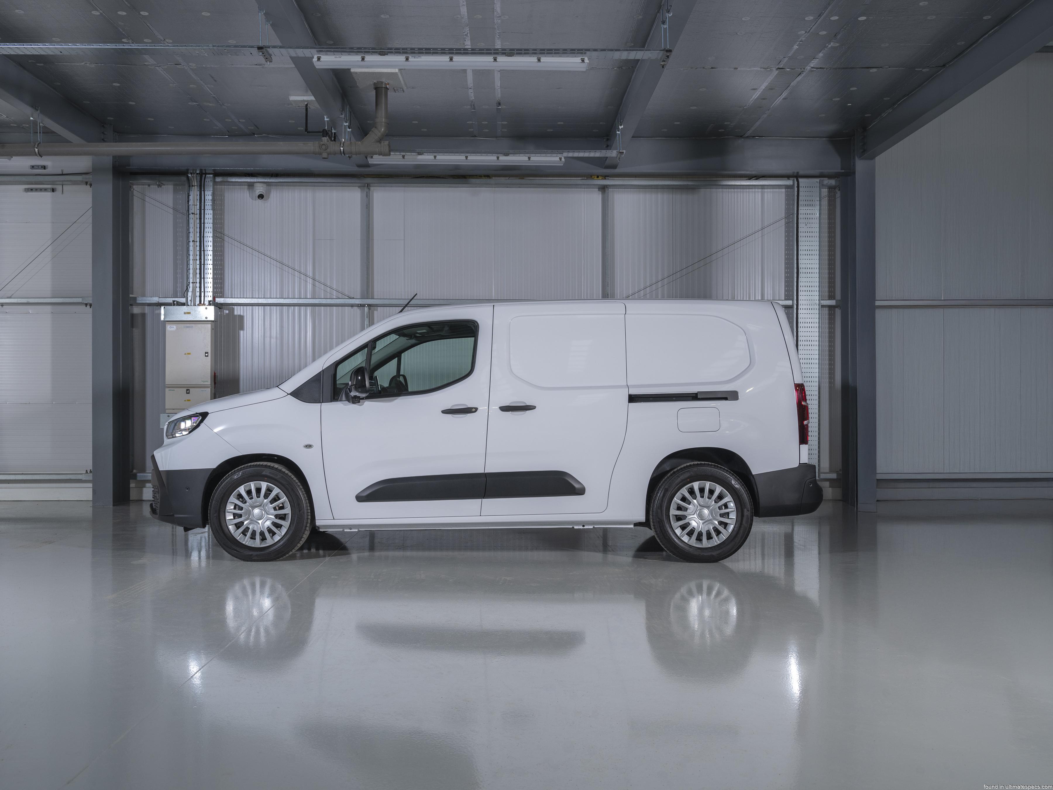 Toyota Proace City 2024 Van L2