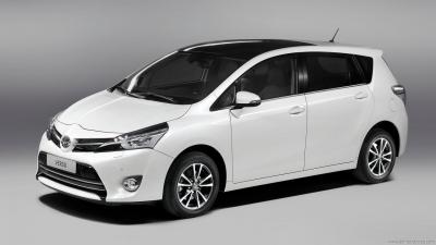 Toyota Verso 2013 1.8 Valvematic MultiDrive 7-seats (2015)