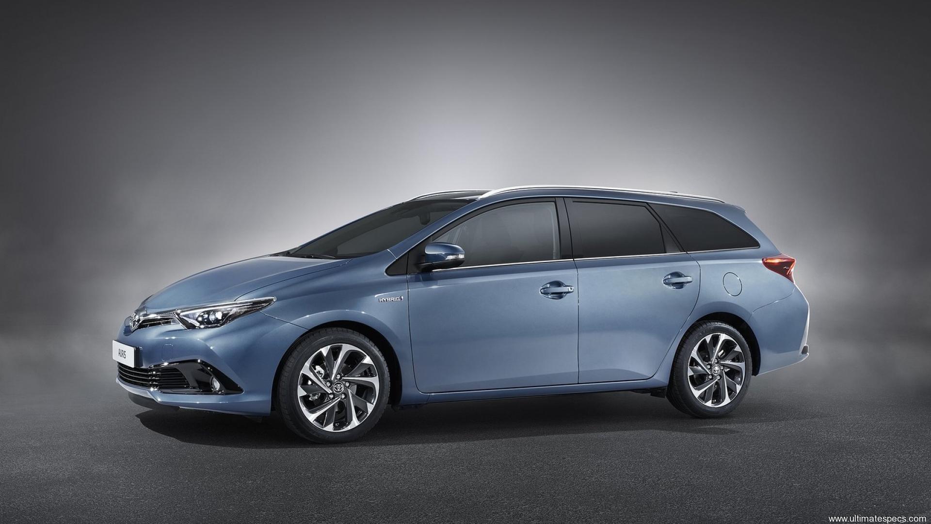 Toyota Auris Touring Sports 2015