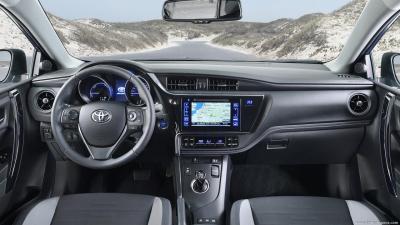 Situatie Factureerbaar zanger Toyota Auris Touring Sports 2015 Images, pictures, gallery