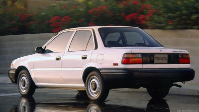 Toyota Corolla VI Sedan 1.6 (1987)