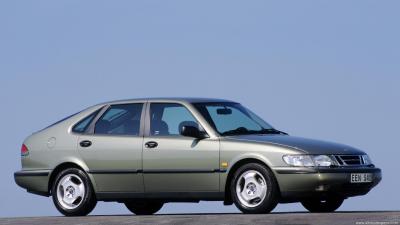 Saab 900 II 2.0i Turbo Auto (1994)