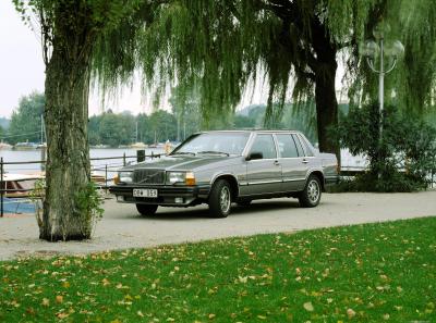 Volvo 760 Turbo Diesel IC Auto (1986)