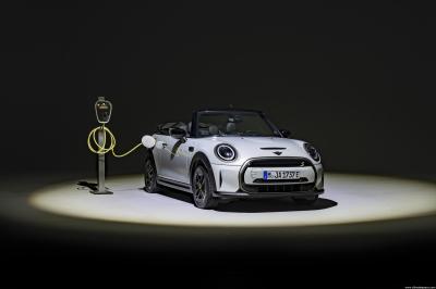 Mini Mini Cabrio F57 LCI Electric Cooper SE (2023)