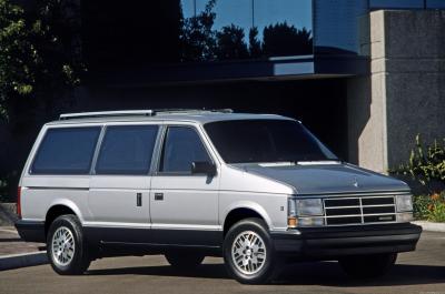 Dodge Grand Caravan 1987 3.3 V6 Ultradrive Auto (1989)