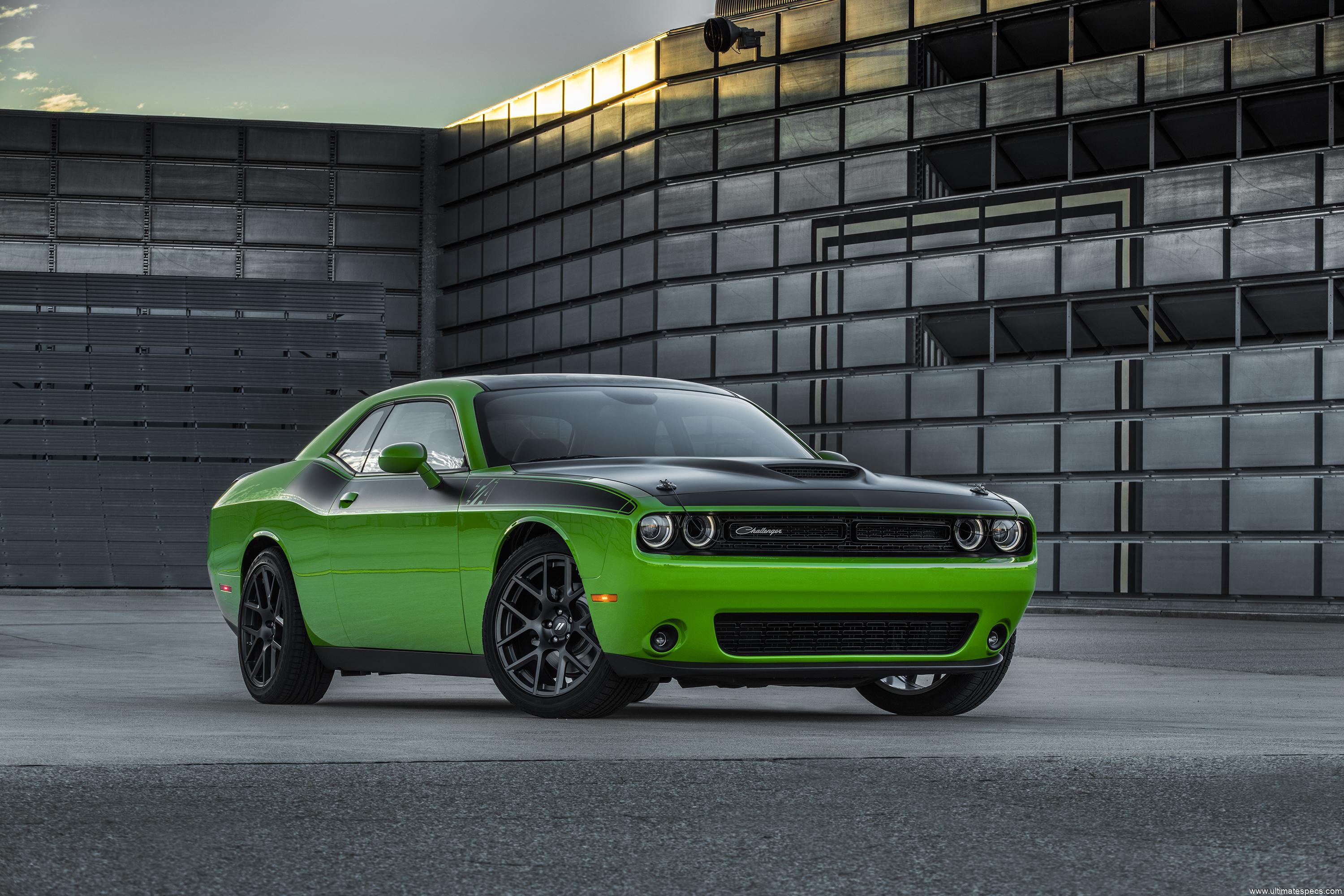 Dodge Challenger 2015