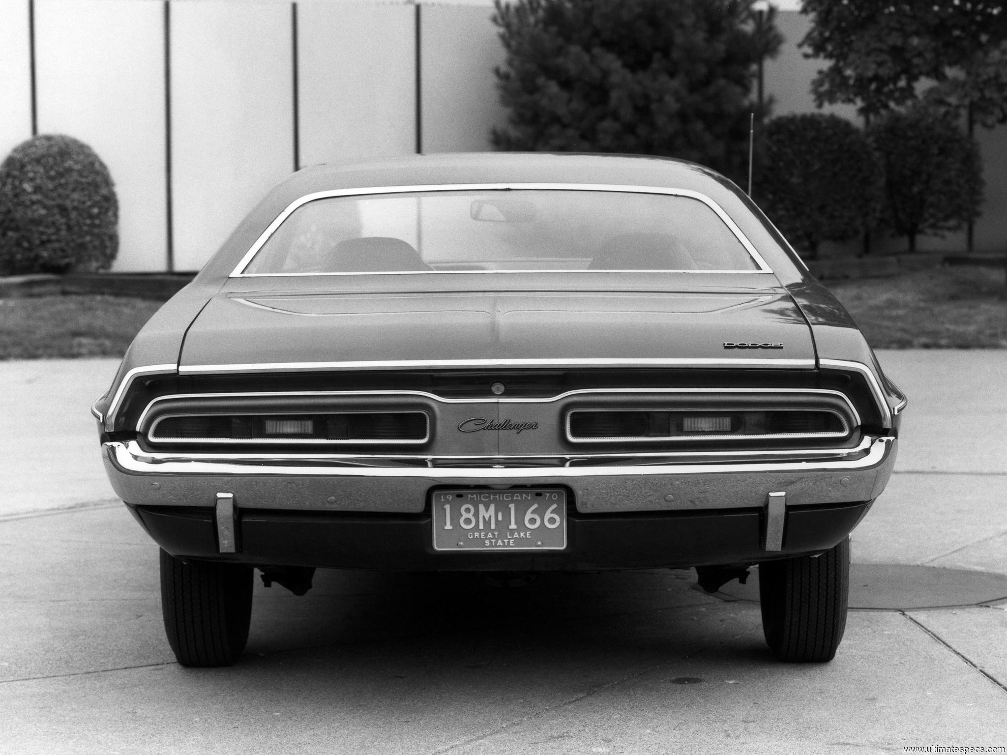 Dodge Challenger Hardtop (1971 JH-23)