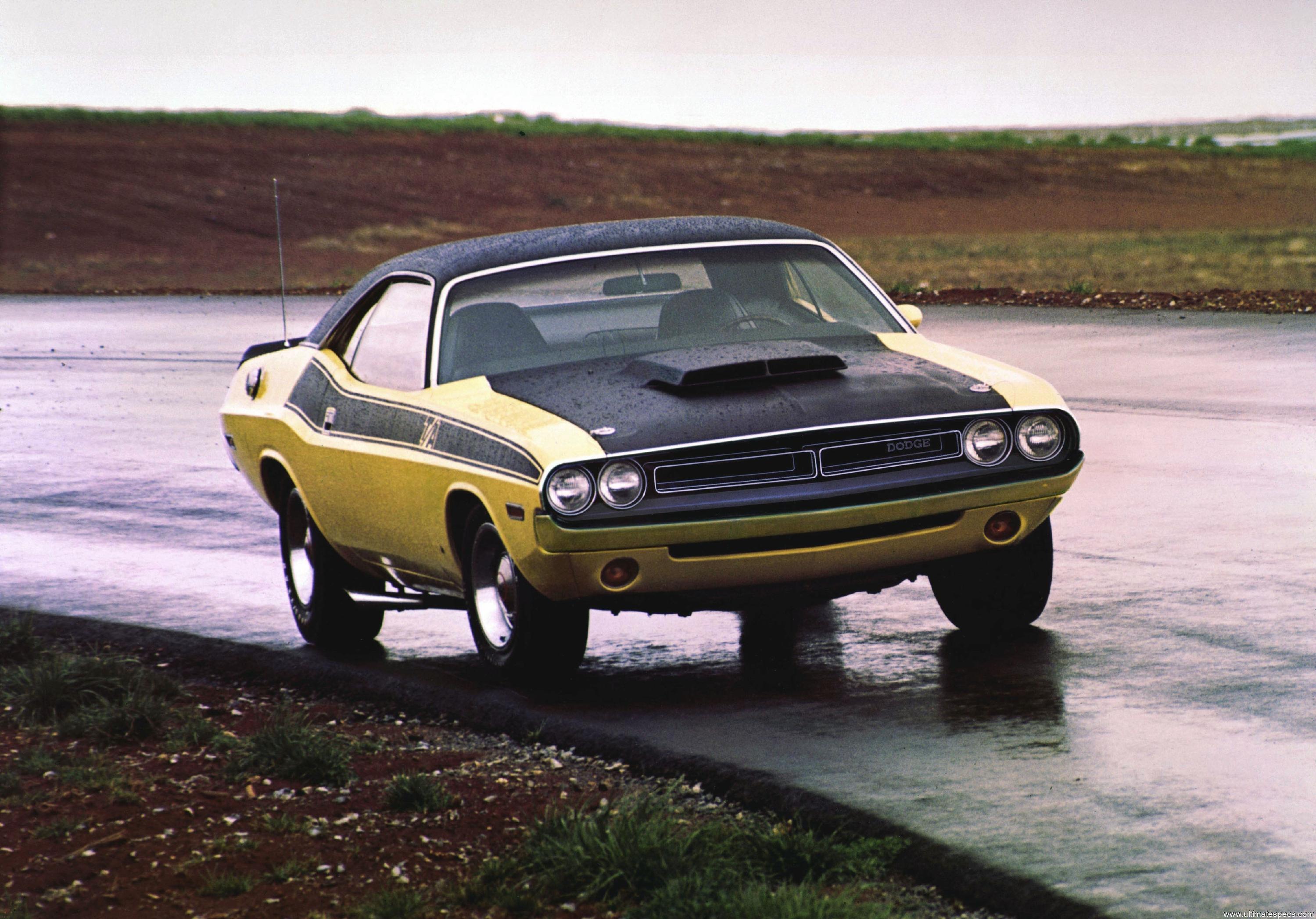 Dodge Challenger Hardtop (1971 JH-23)