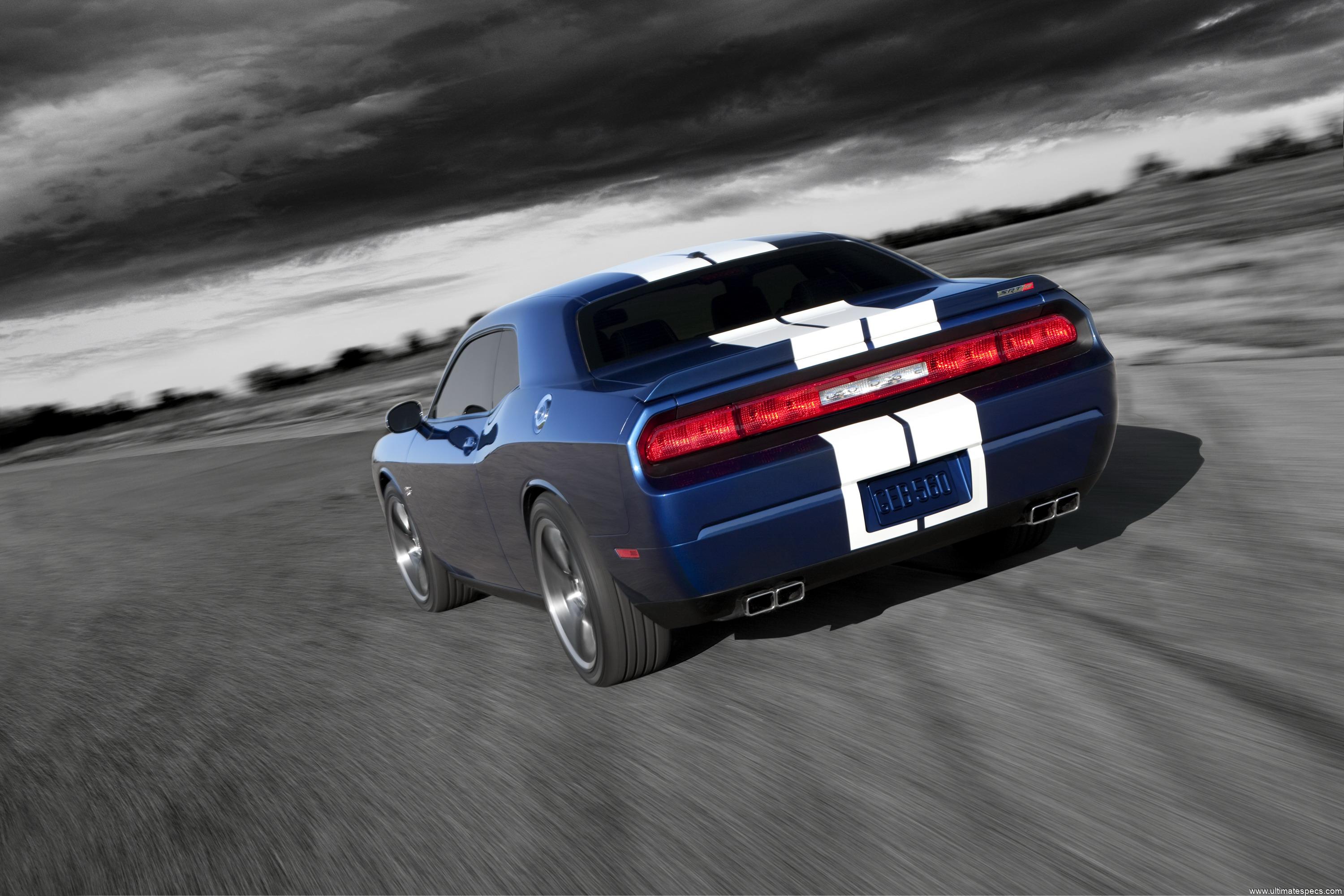 Dodge Challenger SRT8 2011