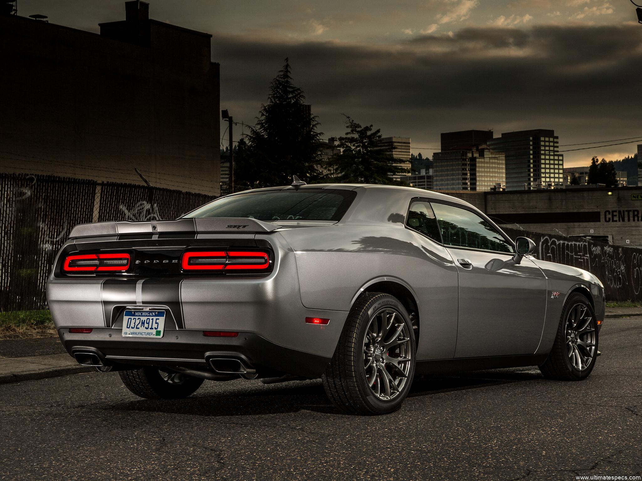 Dodge Challenger SRT 2015