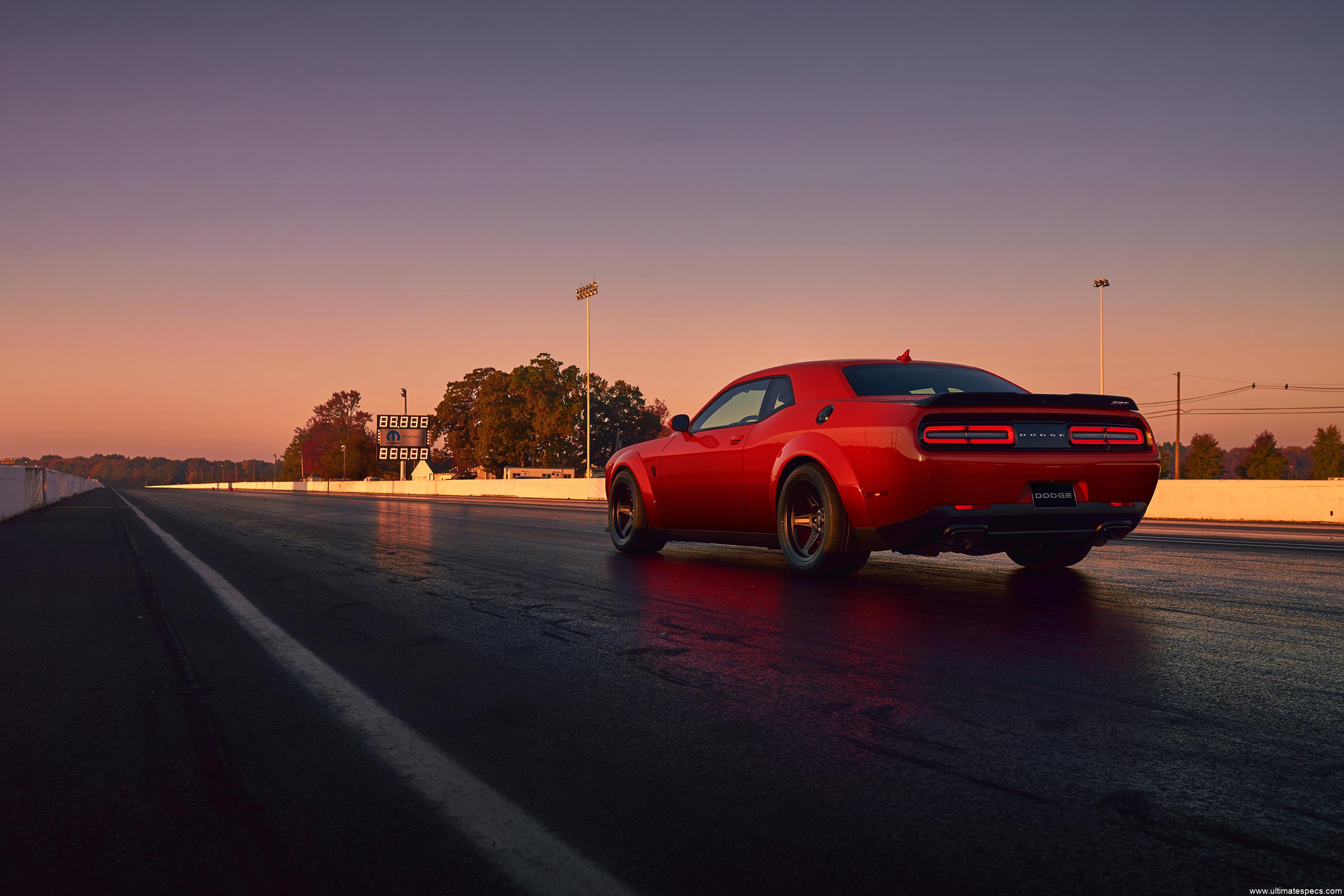 Dodge Challenger SRT 2015