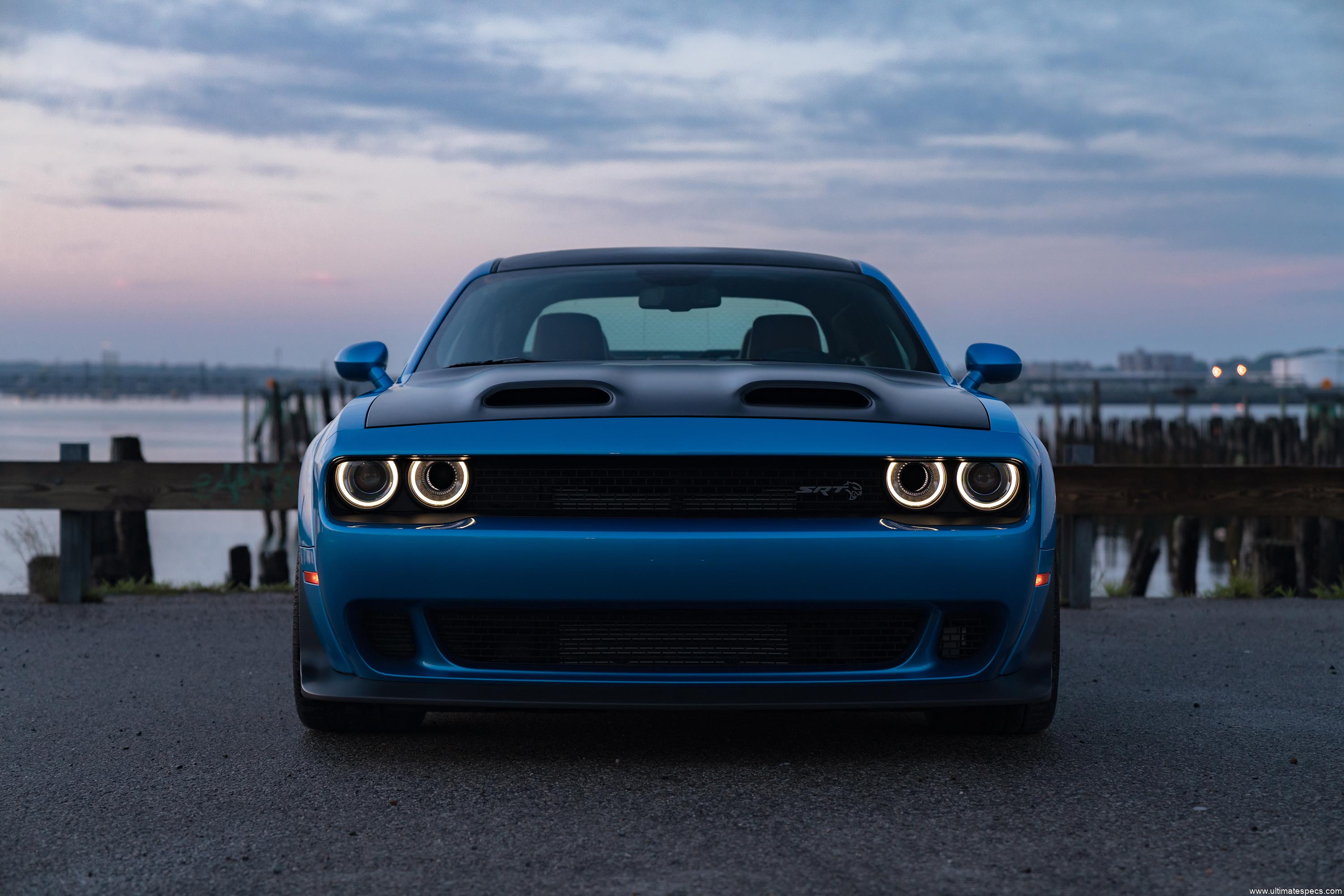 Dodge Challenger SRT 2019