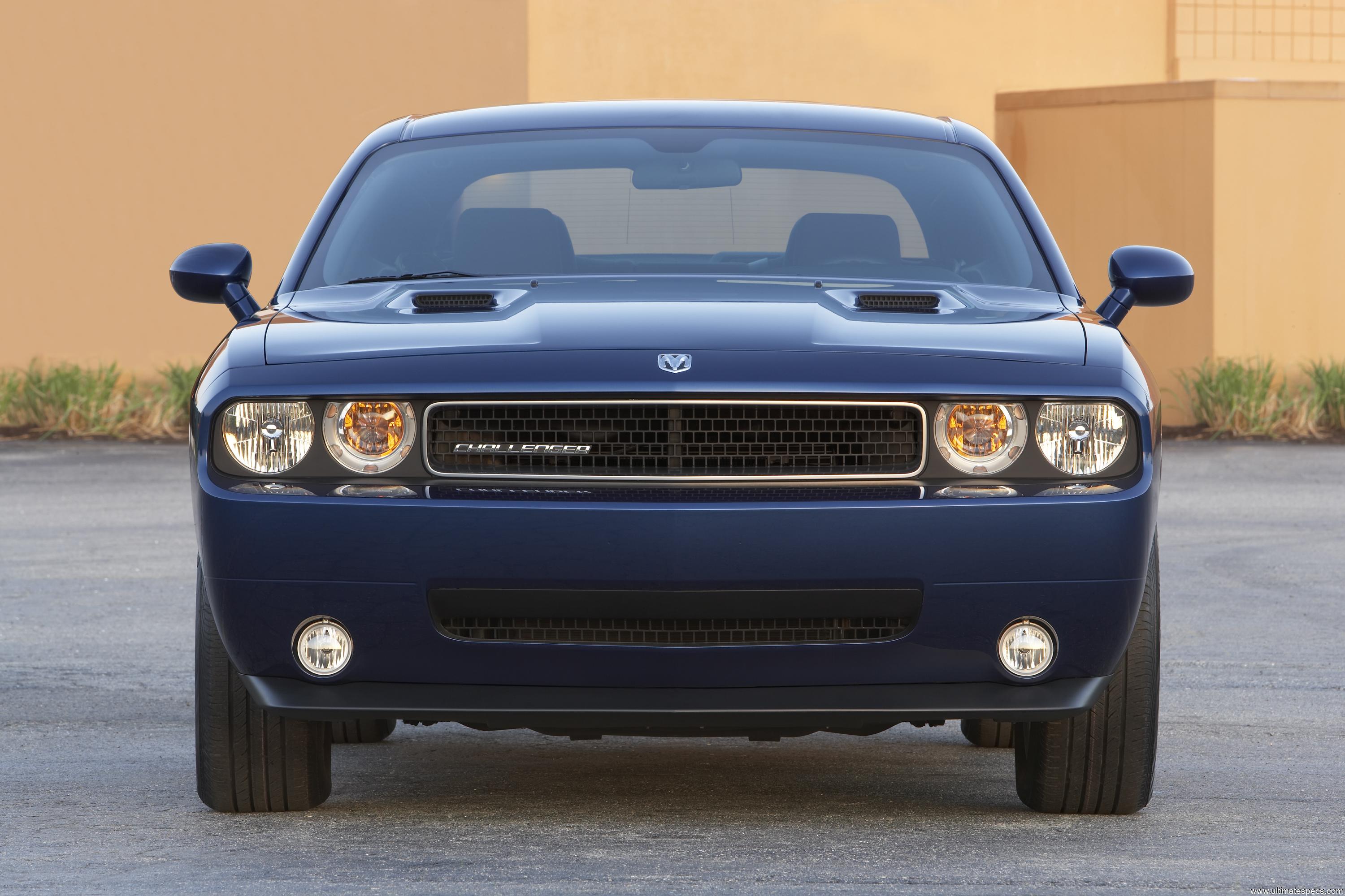 Dodge Challenger SE 2009