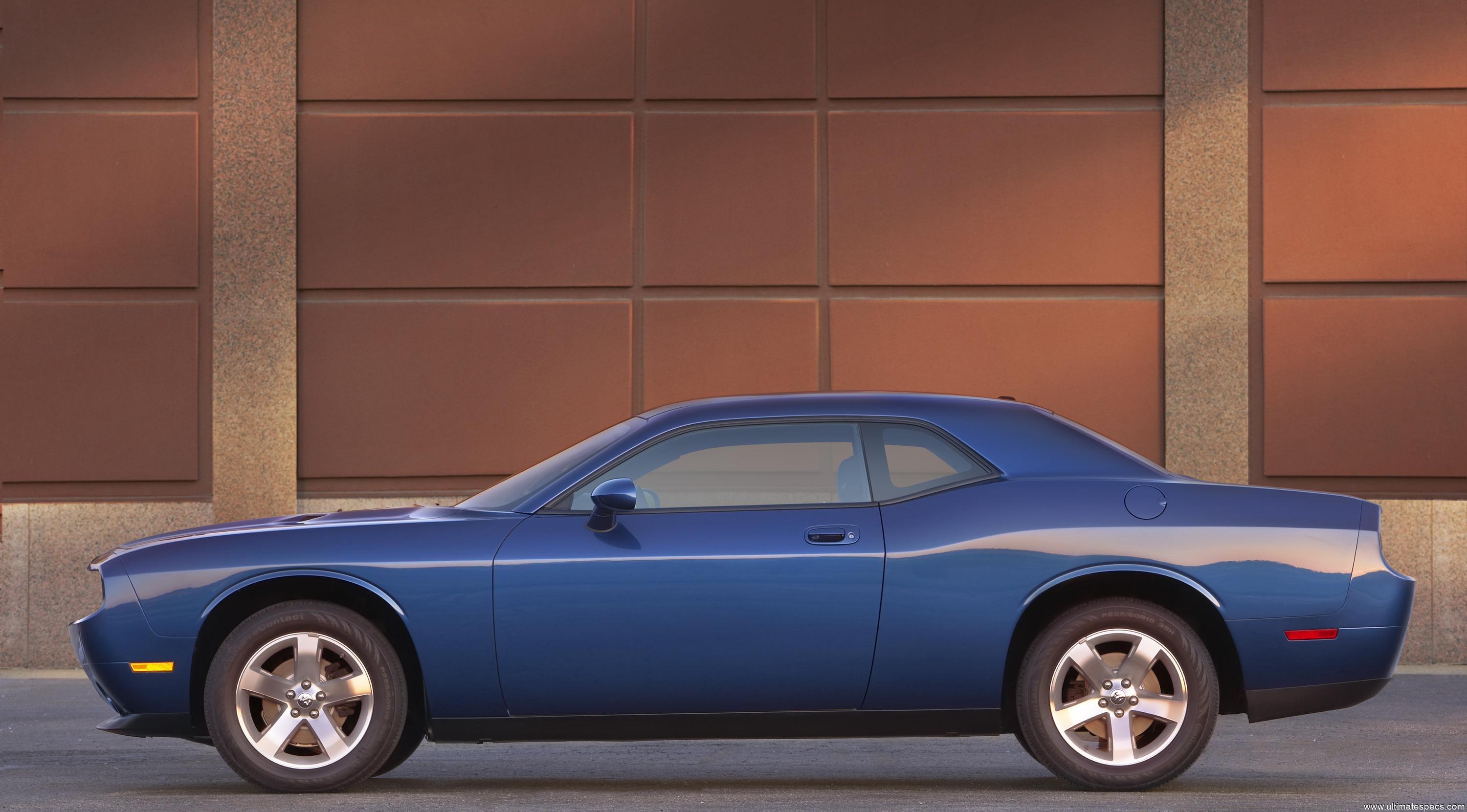 Dodge Challenger SE 2009