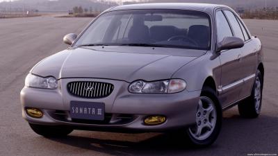 Hyundai Sonata (Y3 1996) 3.0i V6 (1996)