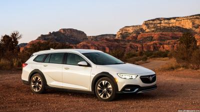 Buick Regal VI Tour X 2.0T AWD (2018)
