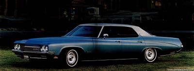 Buick Centurion 4-Door Hardtop 1972 Performance Auto (1971)