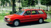 Peugeot 305