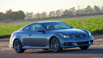 Infiniti Q60 Cabrio GT Premium (2014)