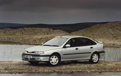 Renault Laguna 1 Phase 2 1.9 dTi (1998)