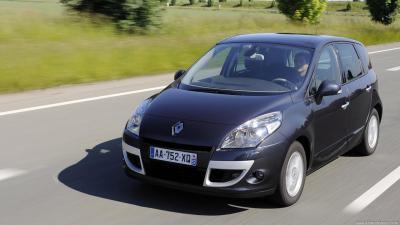 Renault Scenic 3 Phase 1 Bose Edition 2.0 140 CVT (2009)