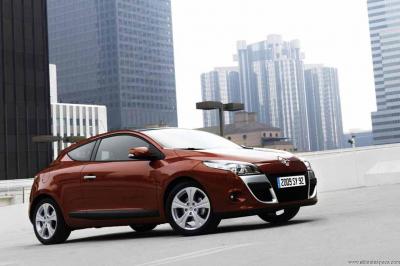 Renault Megane 3 Phase 1 Coupe Dynamique dCi 110HP eco2 (2008)