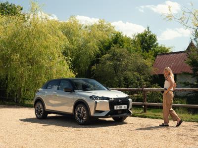 DS DS3 2023 BlueHDi 130 Esprit De Yoyage Auto (2023)