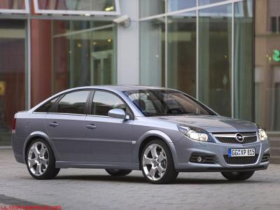 Opel Vectra C 1.9 CDTi 120 (2004)