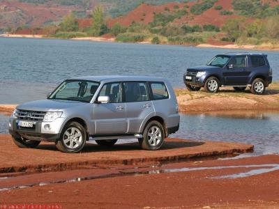 Mitsubishi Pajero IV 3d 3.2 DI-D (2006)