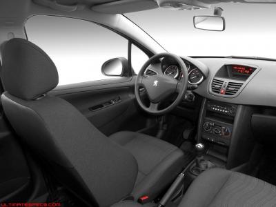 Peugeot 207 1.6 HDi 90 (2006)