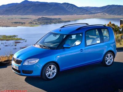 Specs for all Skoda Roomster versions