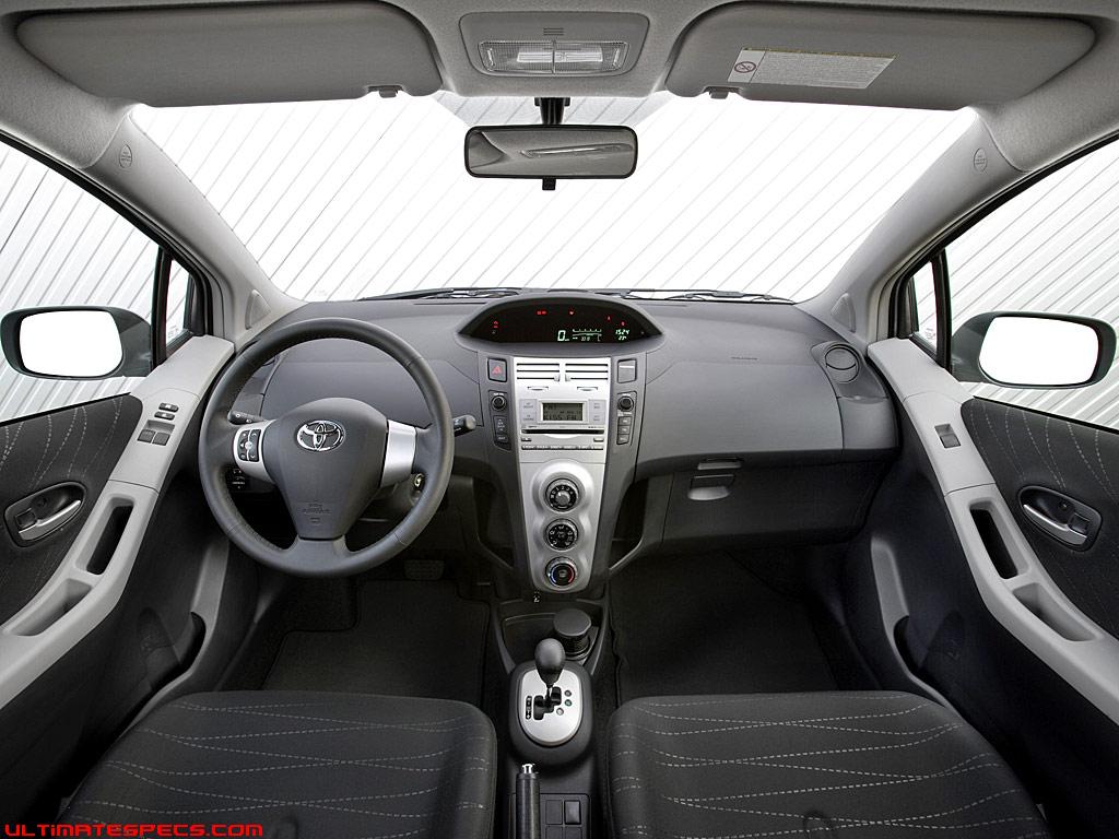 Toyota Yaris 2