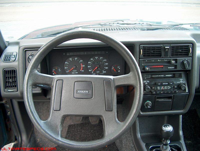 Volvo 340