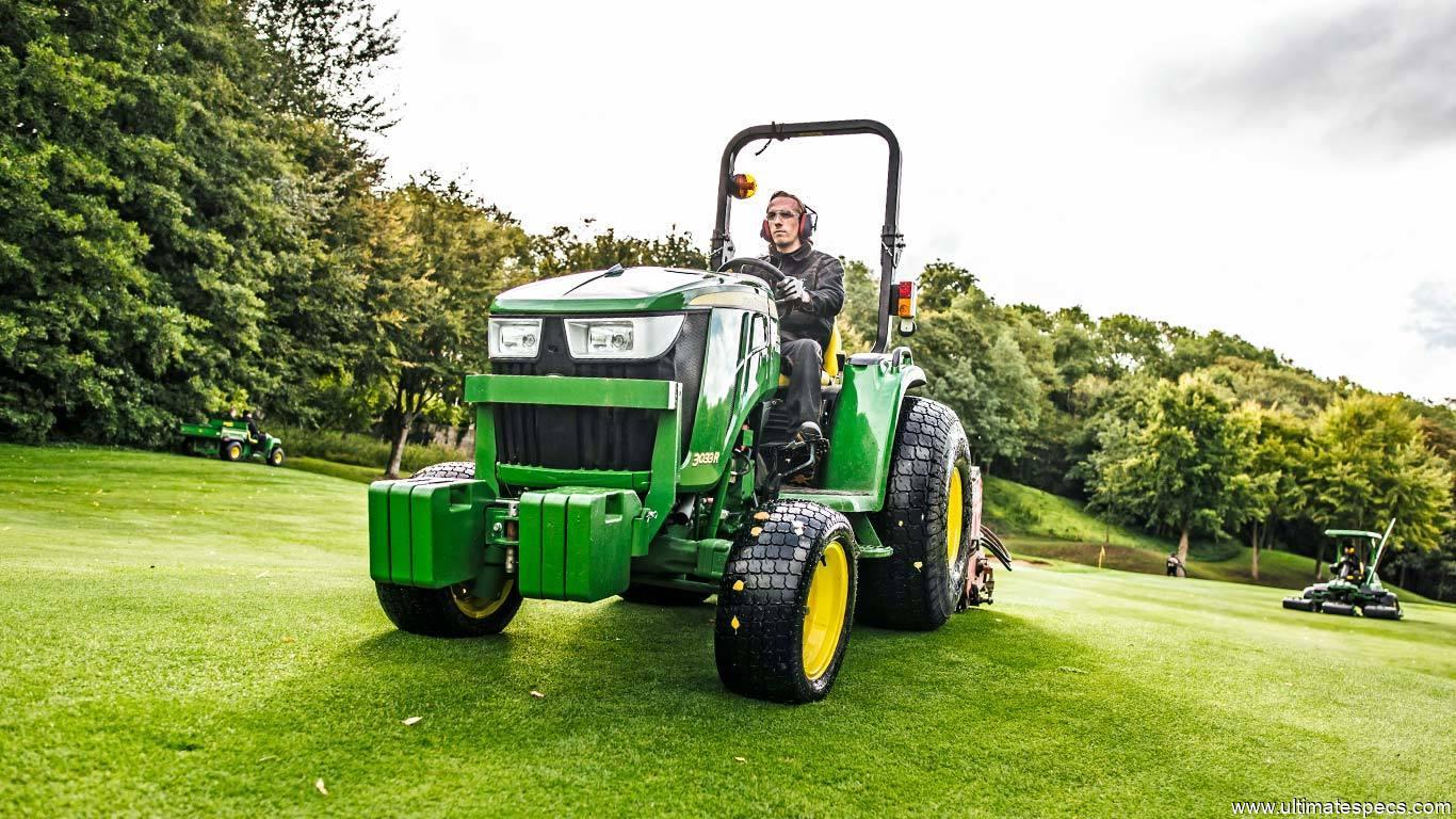 John Deere 3033R picture